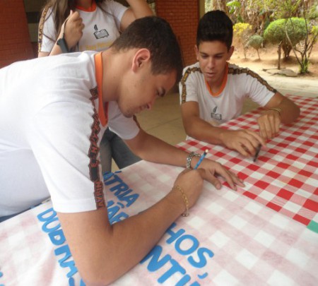 Atividades em classe e extra classe - Preparativos para Comemoração 7 de Setembro na escola